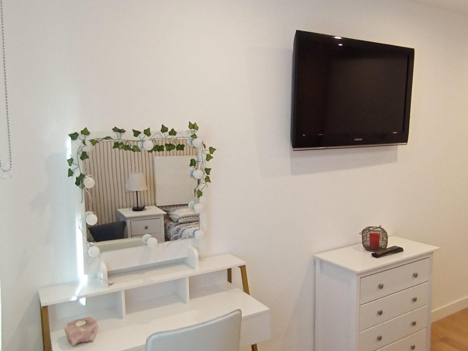 Apartamento Peace Home Astillero El Astillero Ngoại thất bức ảnh